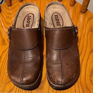 Klogs Austin Dark Brown Leather Slip-On Clogs, size 8